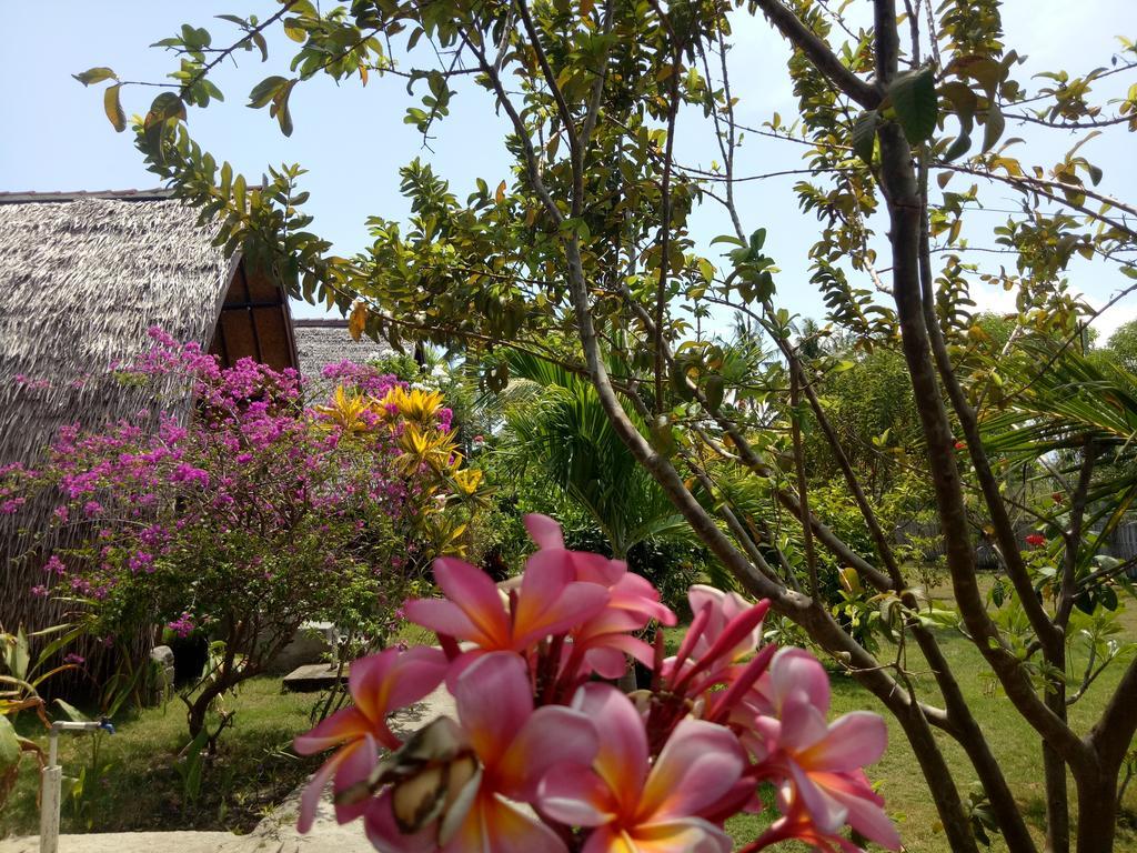 Rose Bungalow Hotel Pemenang Eksteriør billede